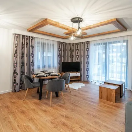 Apartamenty Sun & Snow Resorts E Bialka Tatrzanska Z Sauna Exterior photo
